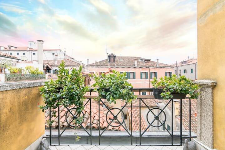Ca' Pesaro Rooftop Terrace Apartment. Veneţia Exterior foto